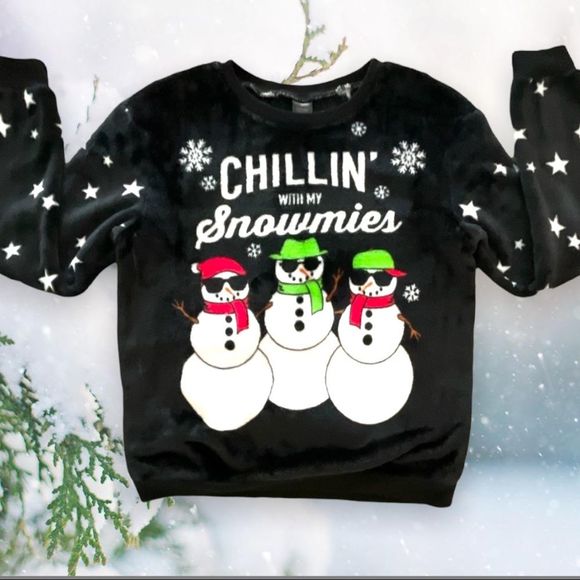 “Chillin’ With My Snowmies” Black Fleece Sweatshirt w/Stars on Sleeves & Back - Picture 1 of 3
